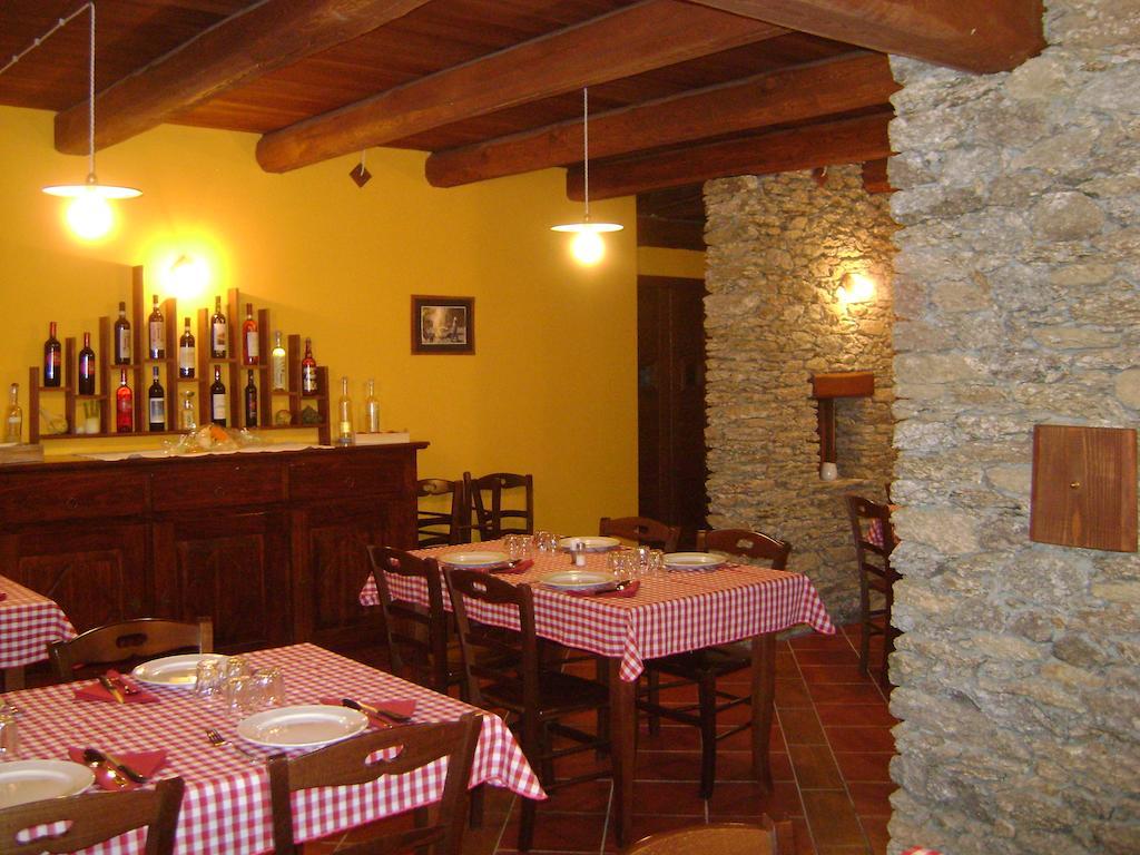 Ostana Agriturismo A Nostro Mizoun מראה חיצוני תמונה