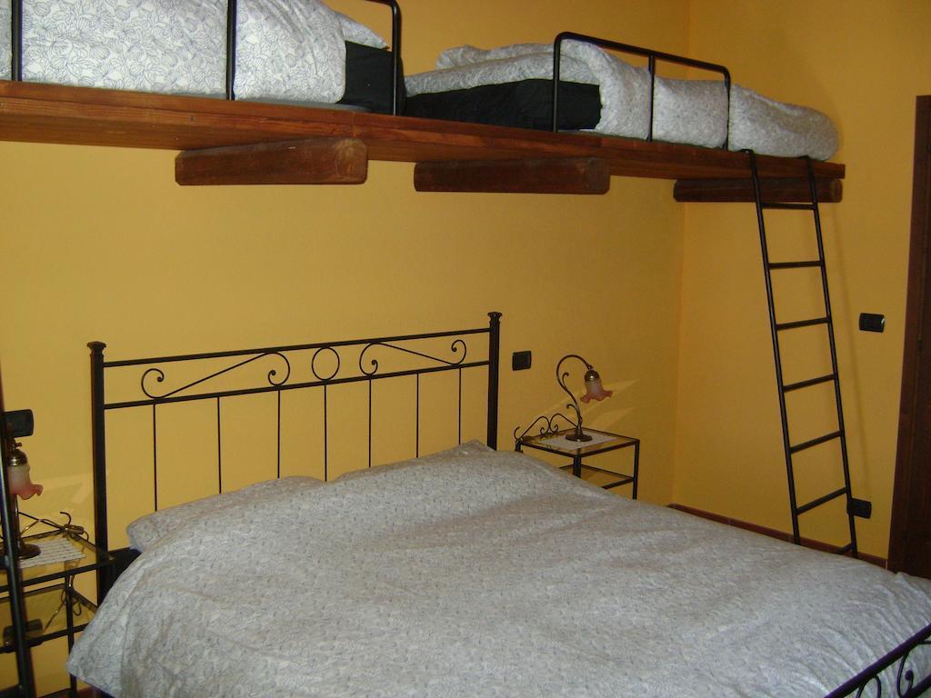 Ostana Agriturismo A Nostro Mizoun חדר תמונה